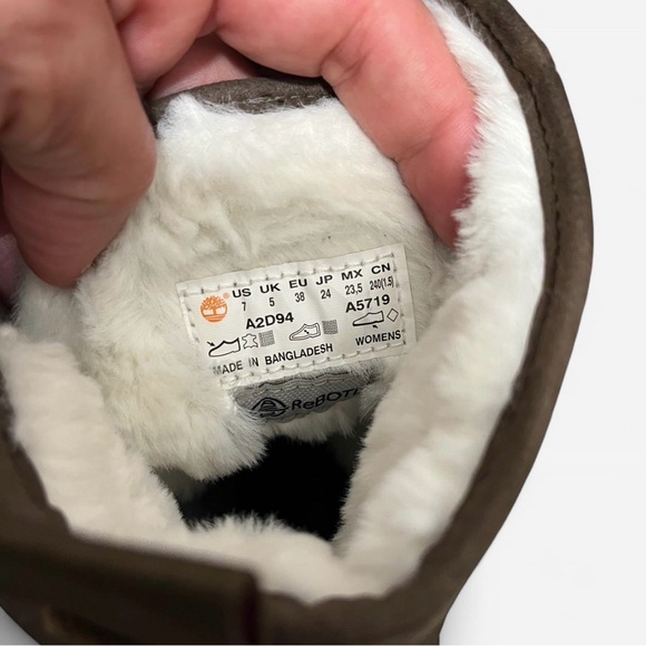 Timberland Malynn Faux Fur Lined Waterproof Snow Boots. Size 7/38. Worn 3 times. - Picture 5 of 9